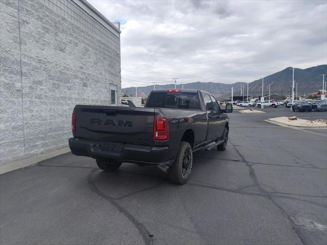 2026 RAM Ram 3500 RAM 3500 TRADESMAN CREW CAB 4X4 8 BOX