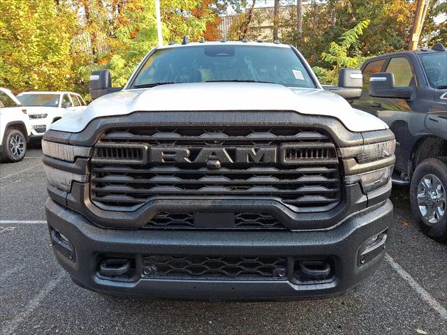 2026 RAM Ram 3500 RAM 3500 TRADESMAN CREW CAB 4X4 64 BOX 2026 RAM Ram 3500 RAM 3500 TRADESMAN CREW CAB 4X4 64 BOX
