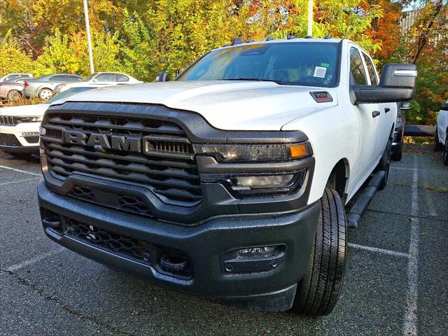 2026 RAM Ram 3500 RAM 3500 TRADESMAN CREW CAB 4X4 64 BOX 2026 RAM Ram 3500 RAM 3500 TRADESMAN CREW CAB 4X4 64 BOX