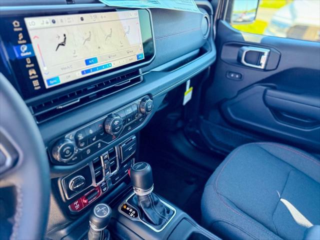 2025 Jeep Gladiator GLADIATOR RUBICON 4X4