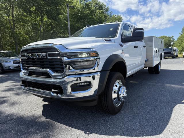 2026 RAM Ram 5500 Chassis Cab RAM 5500 TRADESMAN CHASSIS CREW CAB 4X4 84 CA