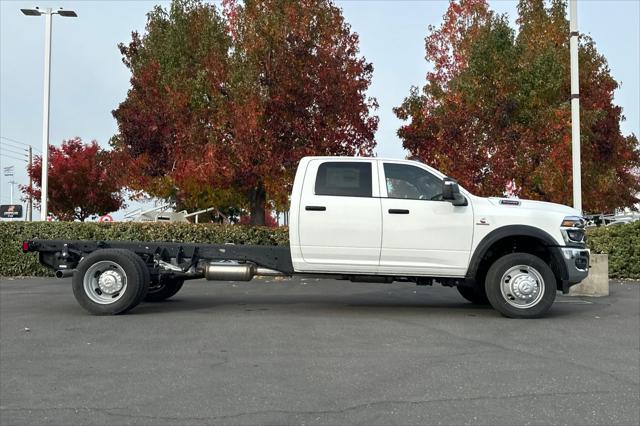 2026 RAM Ram 5500 Chassis Cab RAM 5500 TRADESMAN CHASSIS CREW CAB 4X4 84 CA 2026 RAM Ram 5500 Chassis Cab RAM 5500 TRADESMAN CHASSIS CREW CAB 4X4 84 CA