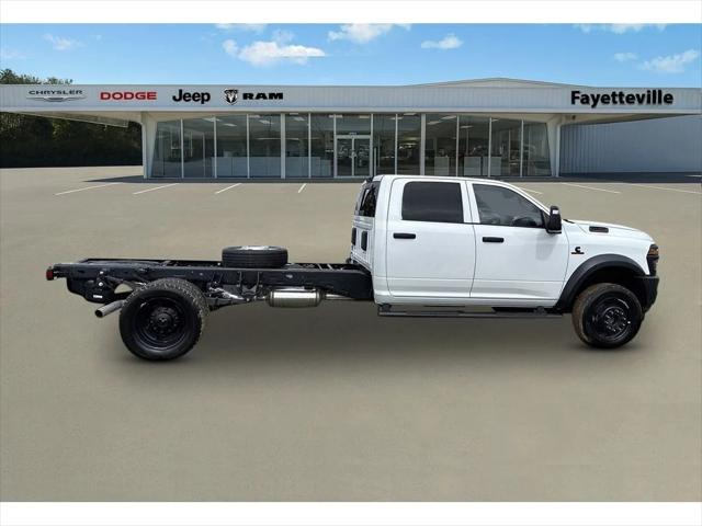 2026 RAM Ram 5500 Chassis Cab RAM 5500 TRADESMAN CHASSIS CREW CAB 4X4 84 CA 2026 RAM Ram 5500 Chassis Cab RAM 5500 TRADESMAN CHASSIS CREW CAB 4X4 84 CA