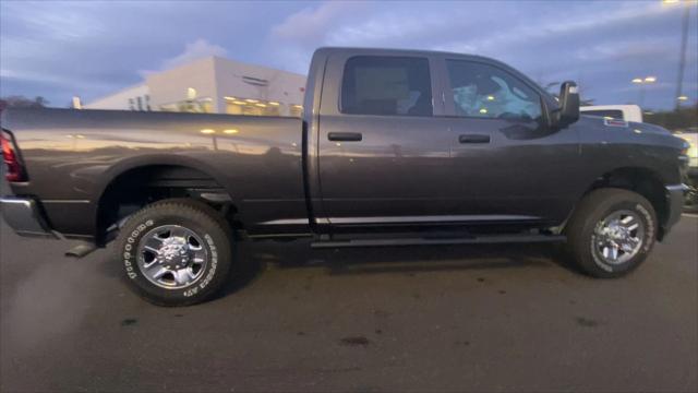 2026 RAM Ram 2500 RAM 2500 TRADESMAN CREW CAB 4X4 64 BOX