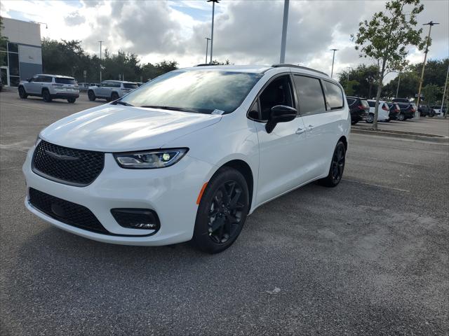 2026 Chrysler Pacifica PACIFICA SELECT