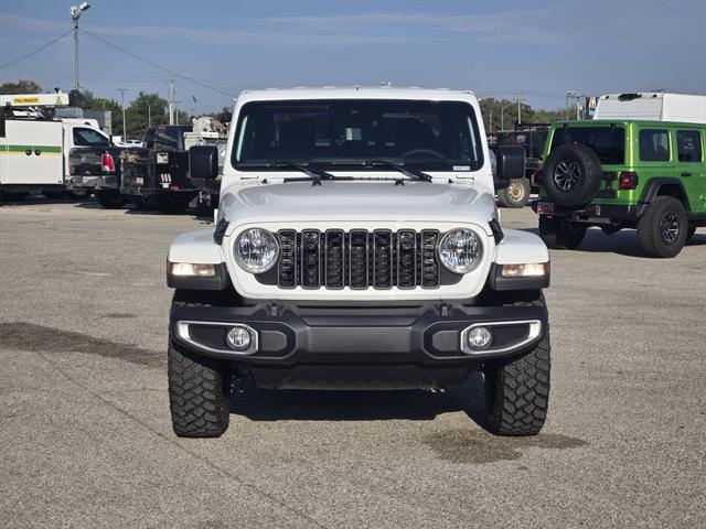 2025 Jeep Gladiator GLADIATOR HIGH TIDE 4X4