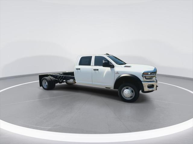 2026 RAM Ram 5500 Chassis Cab RAM 5500 TRADESMAN CHASSIS CREW CAB 4X4 84 CA 2026 RAM Ram 5500 Chassis Cab RAM 5500 TRADESMAN CHASSIS CREW CAB 4X4 84 CA