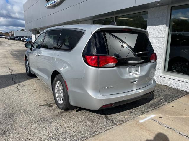 2026 Chrysler Voyager VOYAGER LX