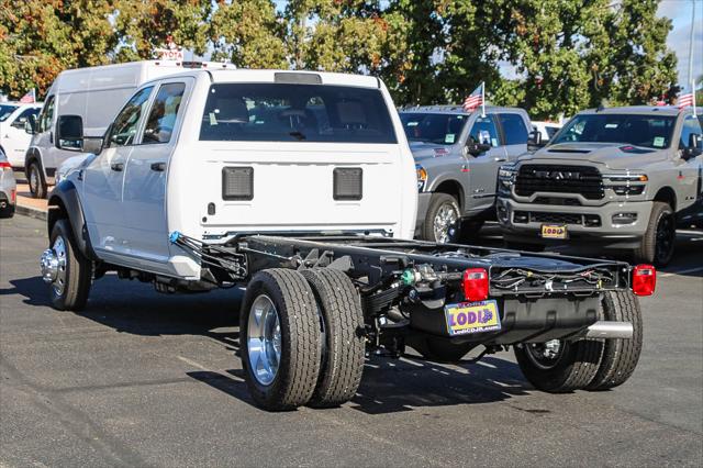 2026 RAM 5500 Chassis RAM 5500 TRADESMAN CHASSIS CREW CAB 4X4 84 CA