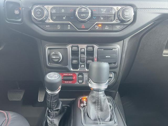 2025 Jeep Gladiator GLADIATOR RUBICON X 4X4