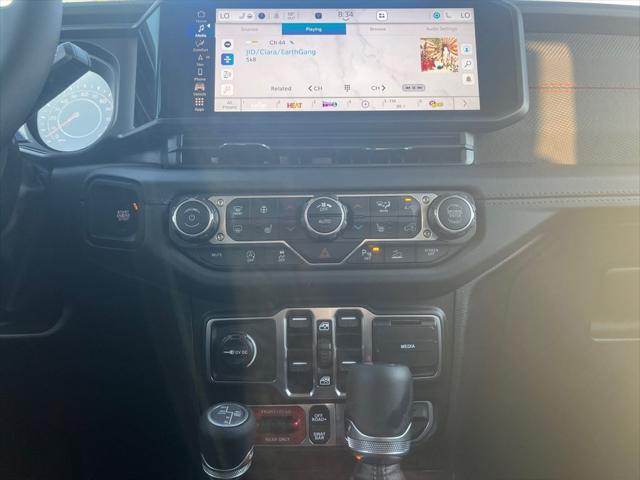 2025 Jeep Gladiator GLADIATOR RUBICON X 4X4