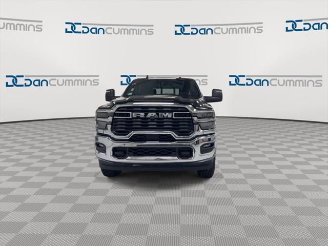2026 RAM Ram 2500 RAM 2500 TRADESMAN CREW CAB 4X4 64 BOX