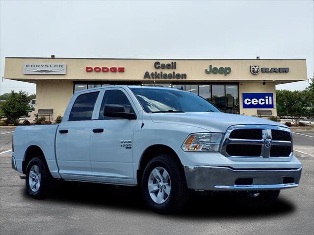 2023 RAM 1500 Classic SLT Crew Cab 4x4 57 Box 2023 RAM 1500 Classic SLT Crew Cab 4x4 57 Box