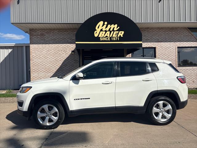 2017 Jeep New Compass Latitude 4x4 2017 Jeep New Compass Latitude 4x4