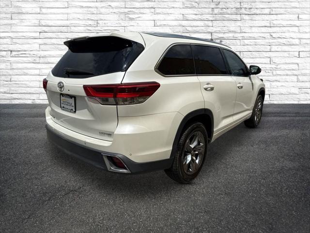 2019 Toyota Highlander Limited Platinum