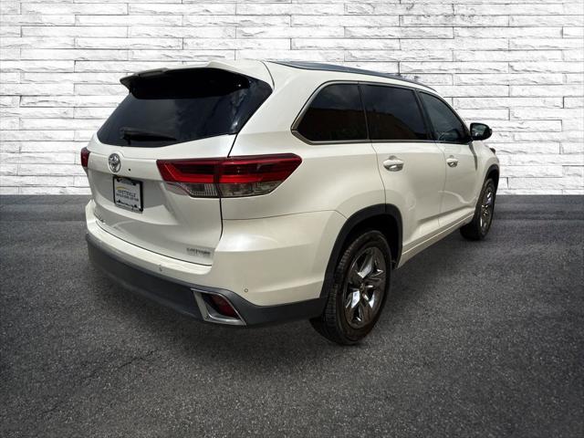 2019 Toyota Highlander Limited Platinum