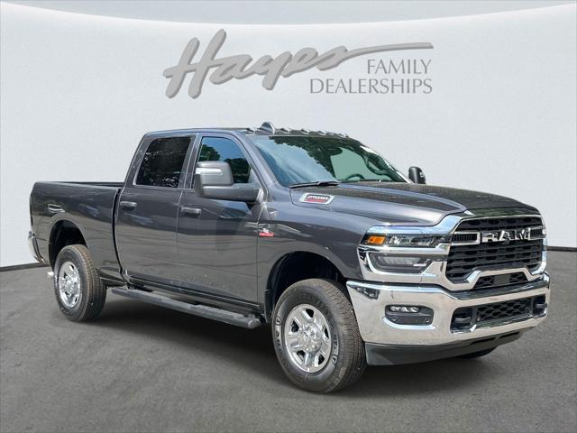2025 RAM 2500 Tradesman Crew Cab 4x4 64 Box