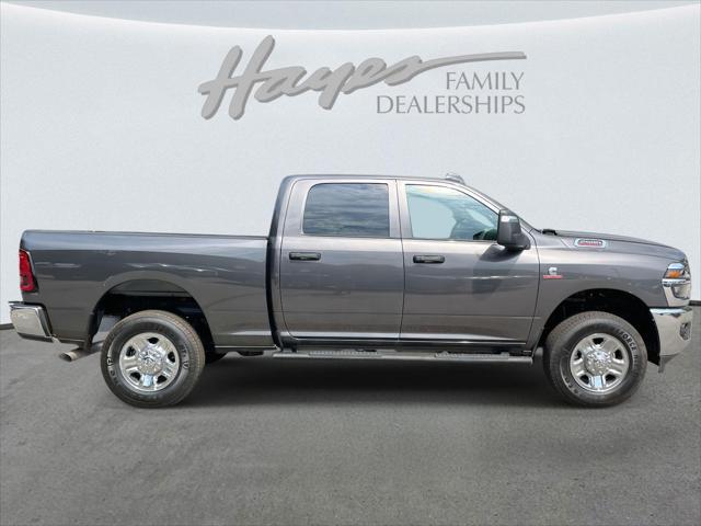 2025 RAM 2500 Tradesman Crew Cab 4x4 64 Box