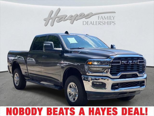 2025 RAM 2500 Tradesman Crew Cab 4x4 64 Box