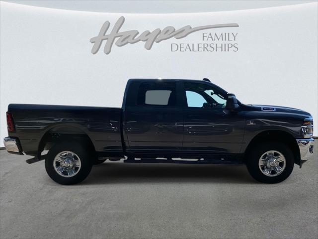 2025 RAM 2500 Tradesman Crew Cab 4x4 64 Box