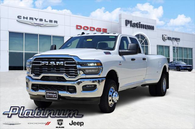 2026 RAM Ram 3500 RAM 3500 TRADESMAN CREW CAB 4X4 8 BOX