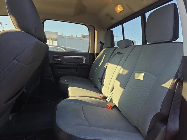 2023 Ram 1500 Classic SLT Crew Cab 4x4 5'7" Box
