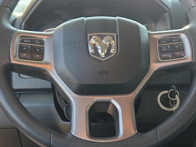 2023 Ram 1500 Classic SLT Crew Cab 4x4 5'7" Box