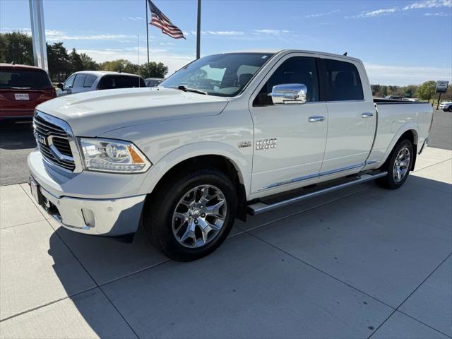 2017 RAM 1500 Limited Crew Cab 4x4 64 Box 2017 RAM 1500 Limited Crew Cab 4x4 64 Box