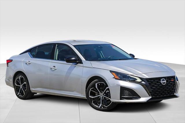 2023 Nissan Altima SR FWD 2023 Nissan Altima SR FWD