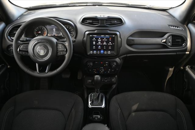 2022 Jeep Renegade Altitude 4x4