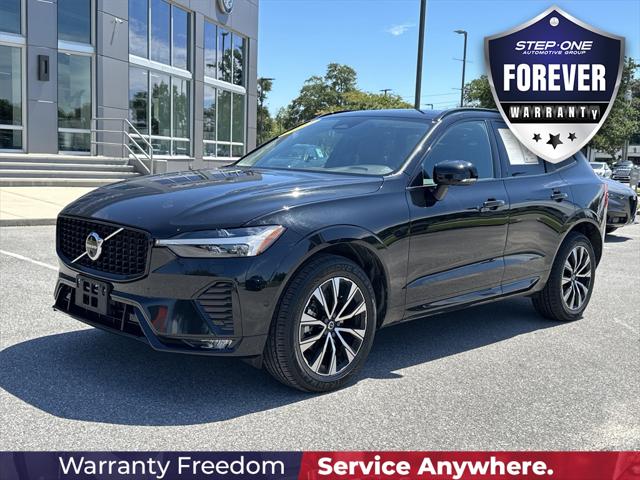 2023 Volvo XC60 B5 Plus Dark Theme
