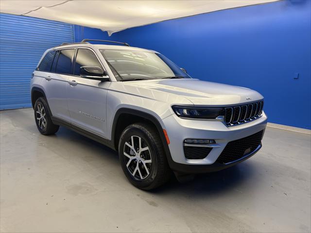 2024 Jeep Grand Cherokee Limited 4x4 2024 Jeep Grand Cherokee Limited 4x4