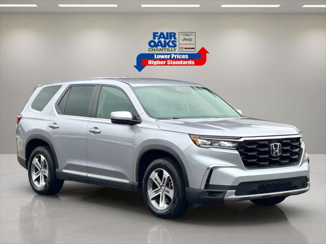 2023 Honda Pilot AWD EX-L 8 Passenger