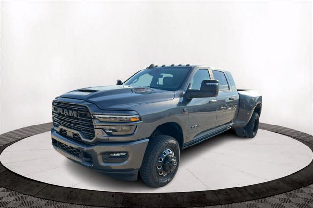 2025 RAM Ram 3500 RAM 3500 LARAMIE MEGA CAB 4X4 64 BOX 2025 RAM Ram 3500 RAM 3500 LARAMIE MEGA CAB 4X4 64 BOX