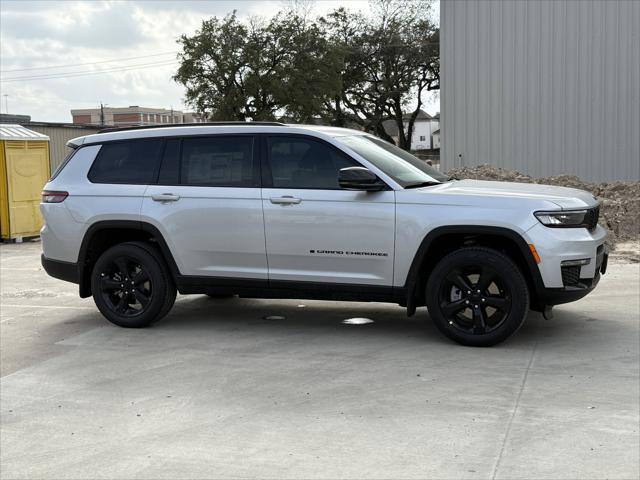 2025 Jeep Grand Cherokee GRAND CHEROKEE L LIMITED 4X2