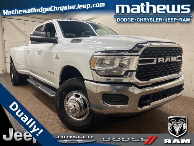 2022 RAM 3500 Big Horn Crew Cab 4x4 8 Box 2022 RAM 3500 Big Horn Crew Cab 4x4 8 Box