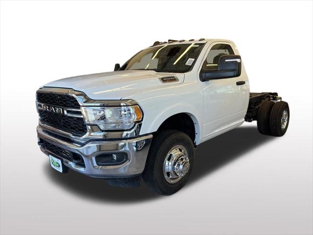 2024 RAM Ram 3500 Chassis Cab RAM 3500 TRADESMAN CHASSIS REGULAR CAB 4X4 60 CA