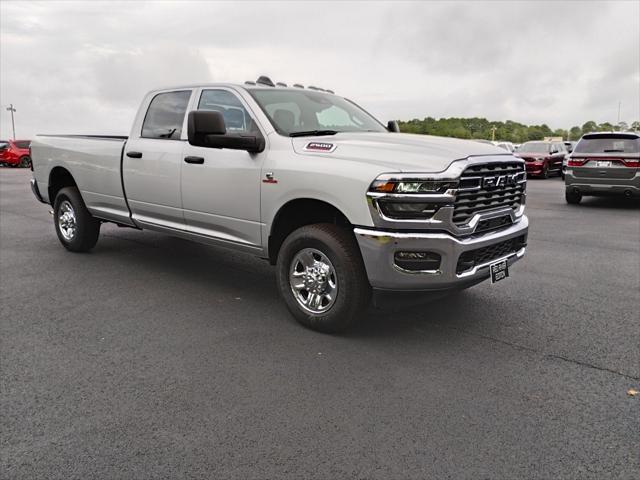 2026 RAM Ram 2500 RAM 2500 TRADESMAN CREW CAB 4X4 8 BOX