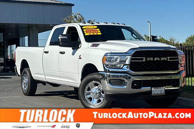2024 RAM 3500 Tradesman Crew Cab 4x4 8 Box 2024 RAM 3500 Tradesman Crew Cab 4x4 8 Box