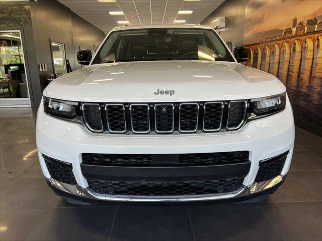 2022 Jeep Grand Cherokee L Limited 4x4 2022 Jeep Grand Cherokee L Limited 4x4