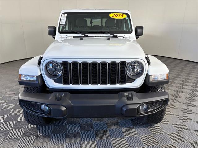 2025 Jeep Gladiator Nighthawk