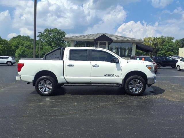 2018 Nissan TITAN SV