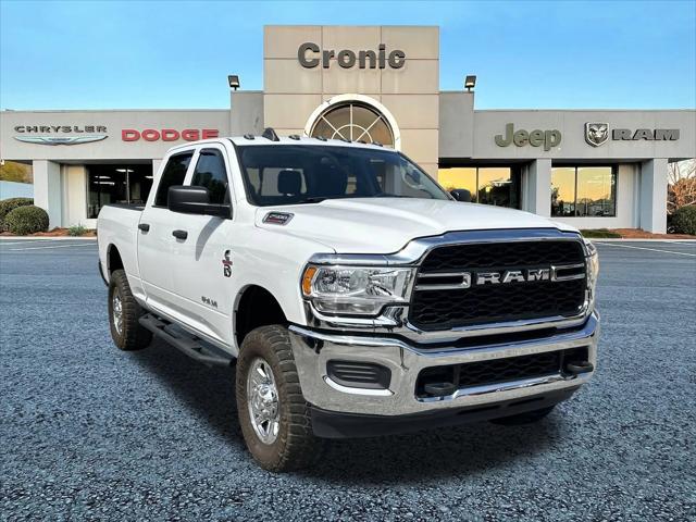 2020 RAM 2500 Tradesman Crew Cab 4X4 64 Box