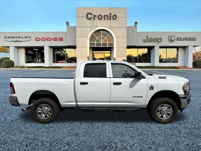 2020 RAM 2500 Tradesman Crew Cab 4X4 64 Box