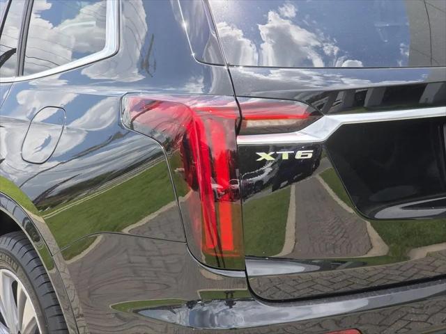 2025 Cadillac XT6 FWD Premium Luxury