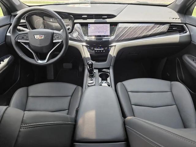 2025 Cadillac XT6 FWD Premium Luxury