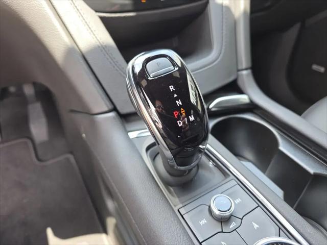 2025 Cadillac XT6 FWD Premium Luxury