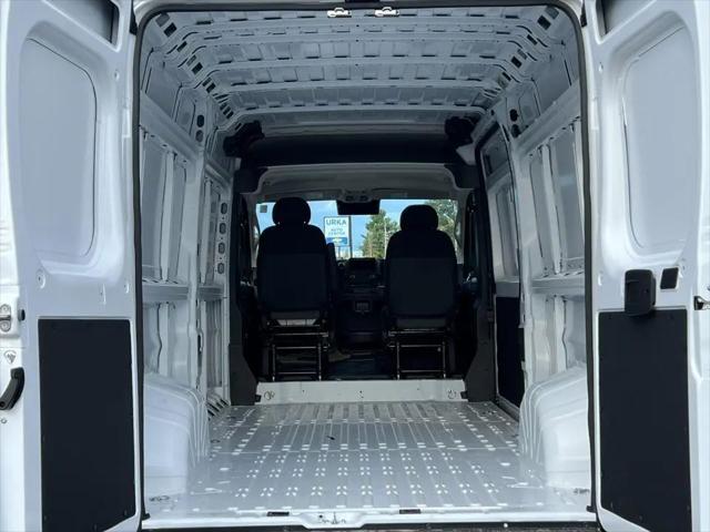 2026 Ram ProMaster Window Van Tradesman