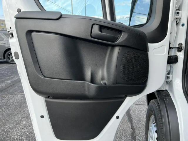 2026 Ram ProMaster Window Van Tradesman