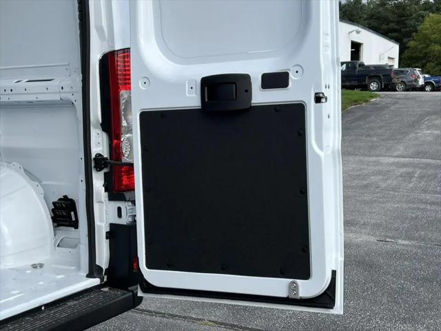 2026 Ram ProMaster Window Van Tradesman